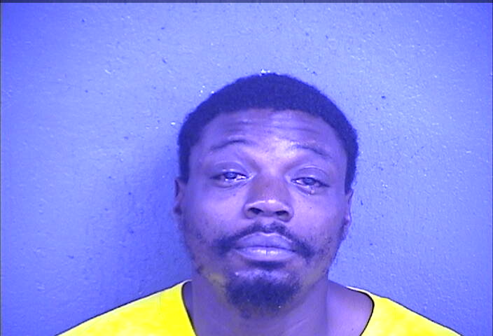 Mugshot of LEONARD CLUSTER JR DAVIS