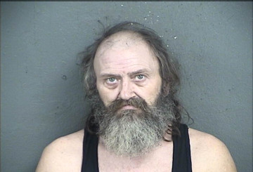 Mugshot of JOHN ROBERT JR HOLT