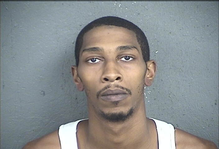 Mugshot of LAVICTOR DEMOND PETERSON