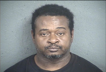 Mugshot of ROBERT GAIL JR DAVIS