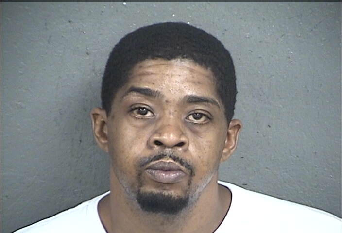 Mugshot of ANTWOINE LADON SR BROWN