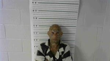 Mugshot of DUSTIN COURVILLE