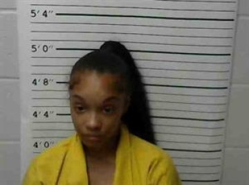 Mugshot of KEIRRIONA WARREN