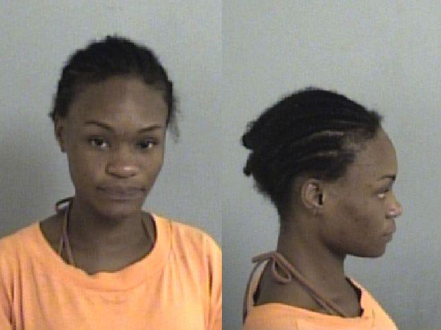 Mugshot of Tyia X'Iomari Riley