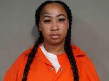 Mugshot of RAVEN CHRISTINE WALLACE