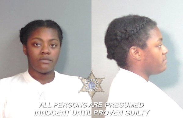 Mugshot of Miracle Divine Robinson