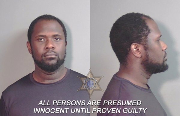Mugshot of Cameron Rayshun Hicks
