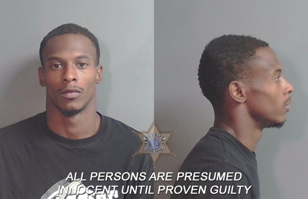 Mugshot of Adrianyon Montreall Riley