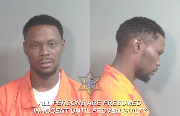 Mugshot of Santaveon Senta Taylor