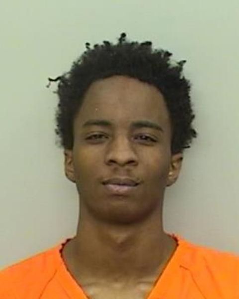 Mugshot of Travis Deshawn Mitchell
