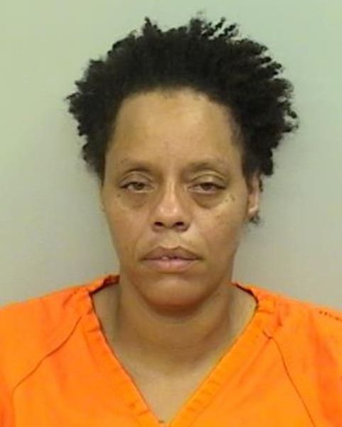 Mugshot of Tevino Antoinette Carrier