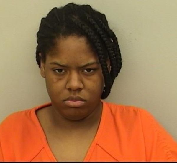 Mugshot of Tareona Torrie Laymond