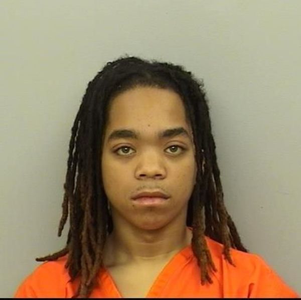 Mugshot of Jayven Kemond Francis