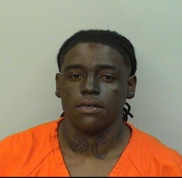 Mugshot of Marquez Dequince Woodfolks