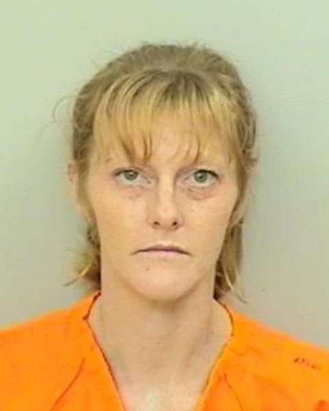 Mugshot of Sarah Beth Schexneider