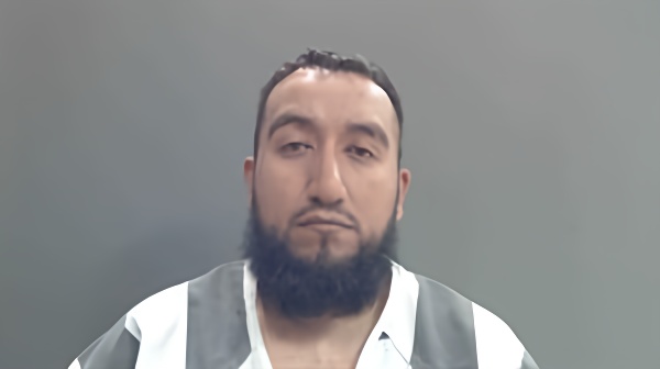 Mugshot of JOSE A. CISNEROS CARDENAS