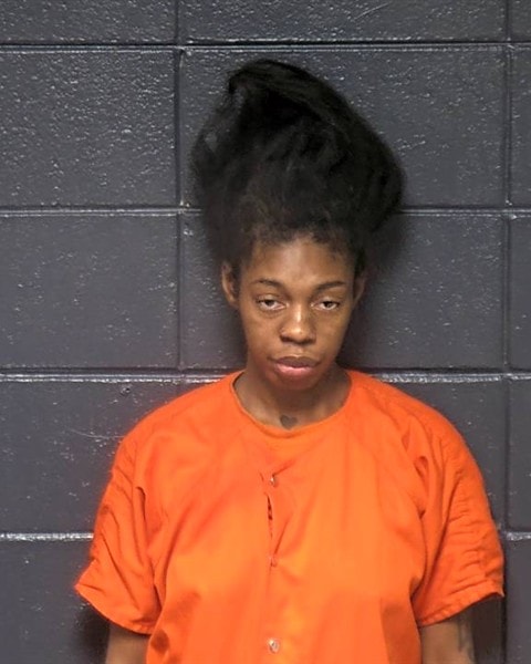 Mugshot of KYARA MONSHAYNAY CLAIBORNE