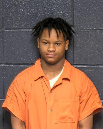 Mugshot of SAYVEION FREEMAN