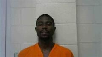 Mugshot of DEVON P EMILIEN