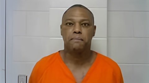Mugshot of MICHAEL L PRUDHOMME