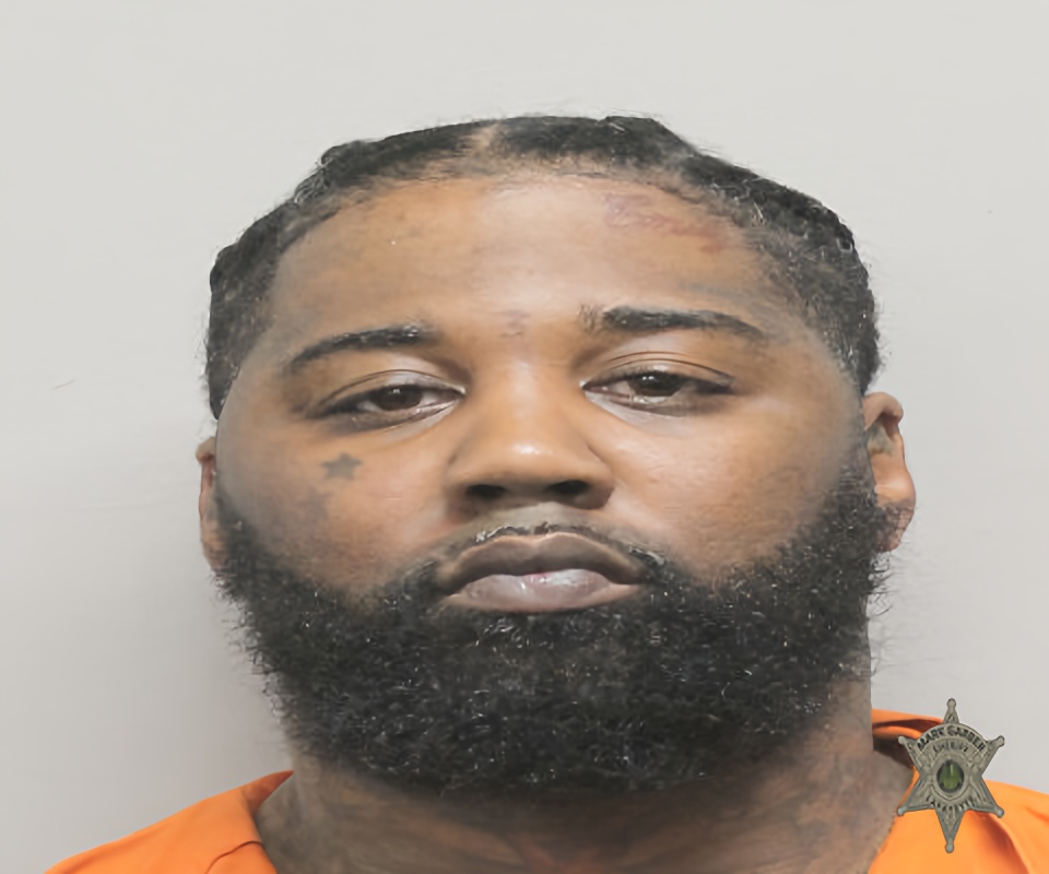 Mugshot of BRANDON JERARD DIXON