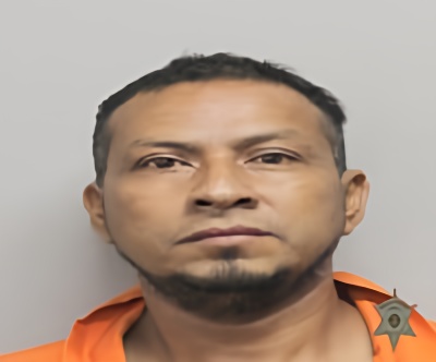 Mugshot of MANUEL ARCECRUZ