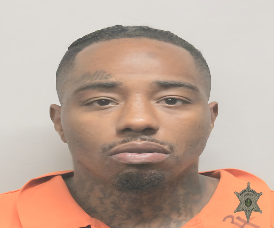 Mugshot of DANIEL TYRONE MOORE