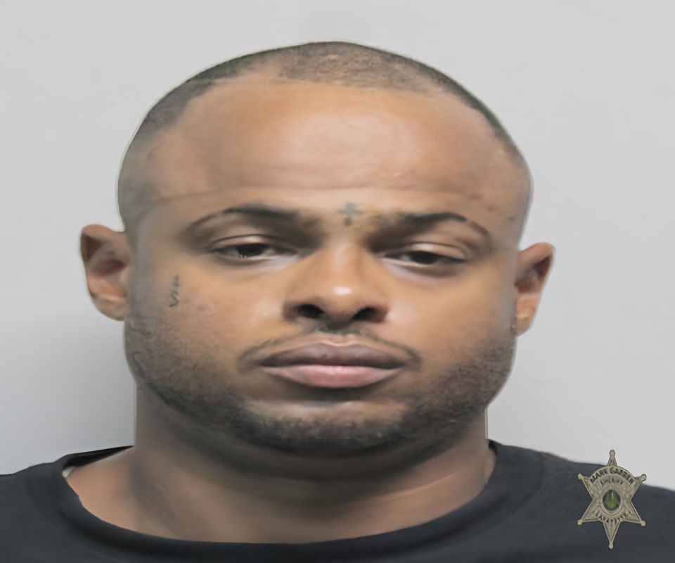 Mugshot of KENDALL JAMES SAVOY