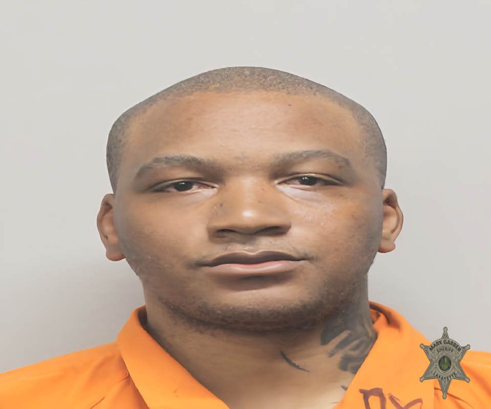 Mugshot of TOBIAS D HARRISON