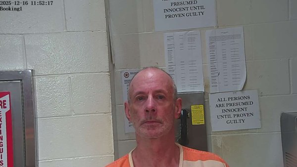 Mugshot of JAMES FRANCIS FARRAR