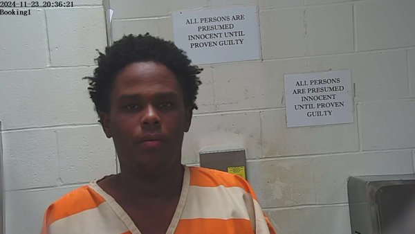 Mugshot of KALEB DONTRELL HOLLAND