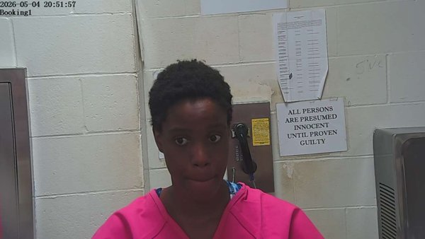 Mugshot of CRYSTAL MONAI JONES