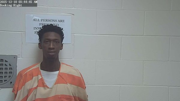 Mugshot of JEREMIAH NEJHARIOT KNIGHTON
