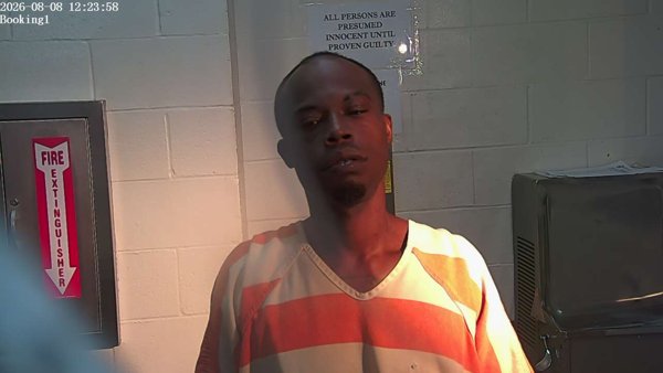 Mugshot of DEIVON JAMES GARR