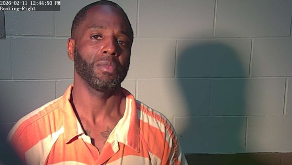 Mugshot of DERRICK ANTHONY MORELAND