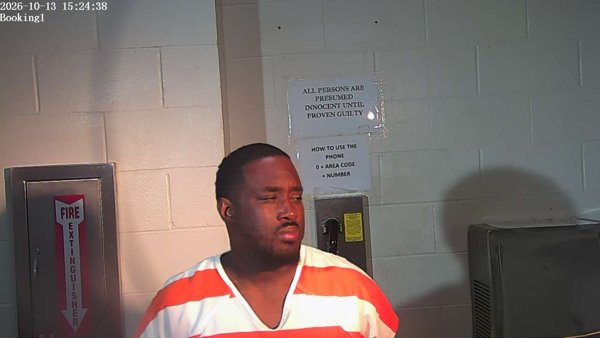 Mugshot of DERRIAN DESHAWN MAXWELL