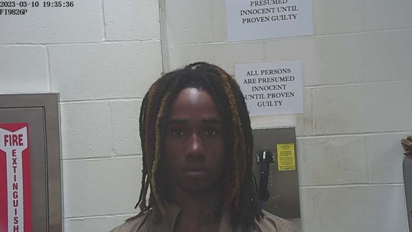 Mugshot of DONOVAN HART