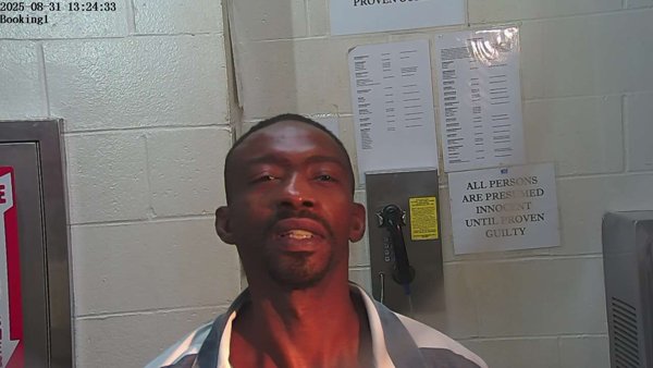 Mugshot of RONALD R RUSSELL JR