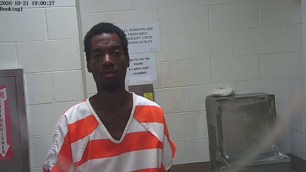 Mugshot of BYMICHA LAMORN GRAY