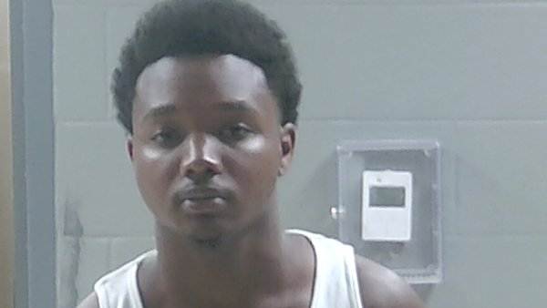 Mugshot of TRAVELL MALOID