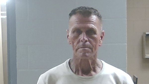 Mugshot of DARRIN L SHINOGLE