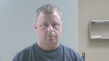 Mugshot of DANIEL RAY NESOM
