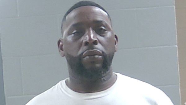 Mugshot of LEROY T BEAN