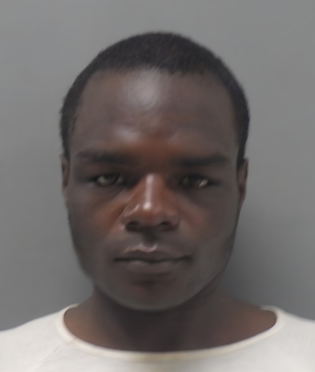 Mugshot of SHAWNDARRIOUS TERELL ROBERSON