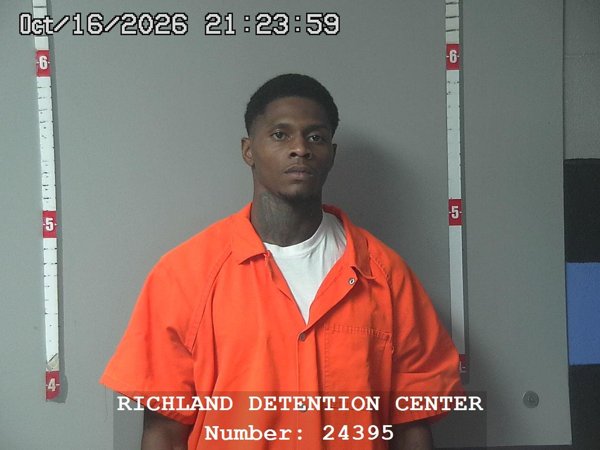 Mugshot of DEQUARIUS LEONTRA WASHINGTON