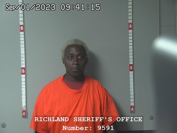 Mugshot of CEDRIC MOORE