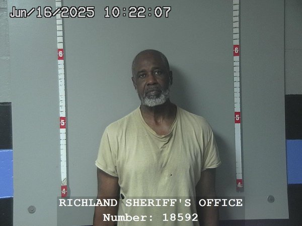 Mugshot of DAVID HOLTS