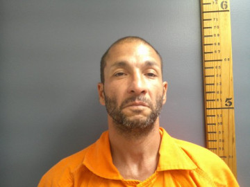 Mugshot of MICHAEL DEWAYNE EBARB