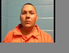 Mugshot of DARVIN J DIAZ-FLORES
