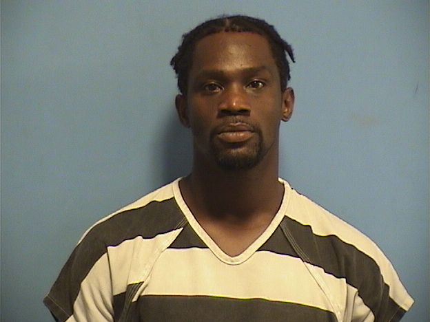 Mugshot of KEUNDRAE ROBERTS